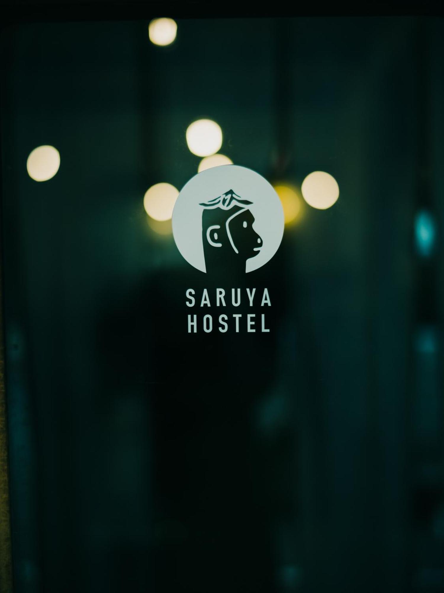 Hostel Saruya Fujiyoshida Exteriör bild